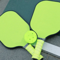 Pickleball Paddles USA Pickleball Approved Carbon Fiber Pickleball Paddle with Polymer Honeycomb Core Provides Lighter Weight for Professional Players